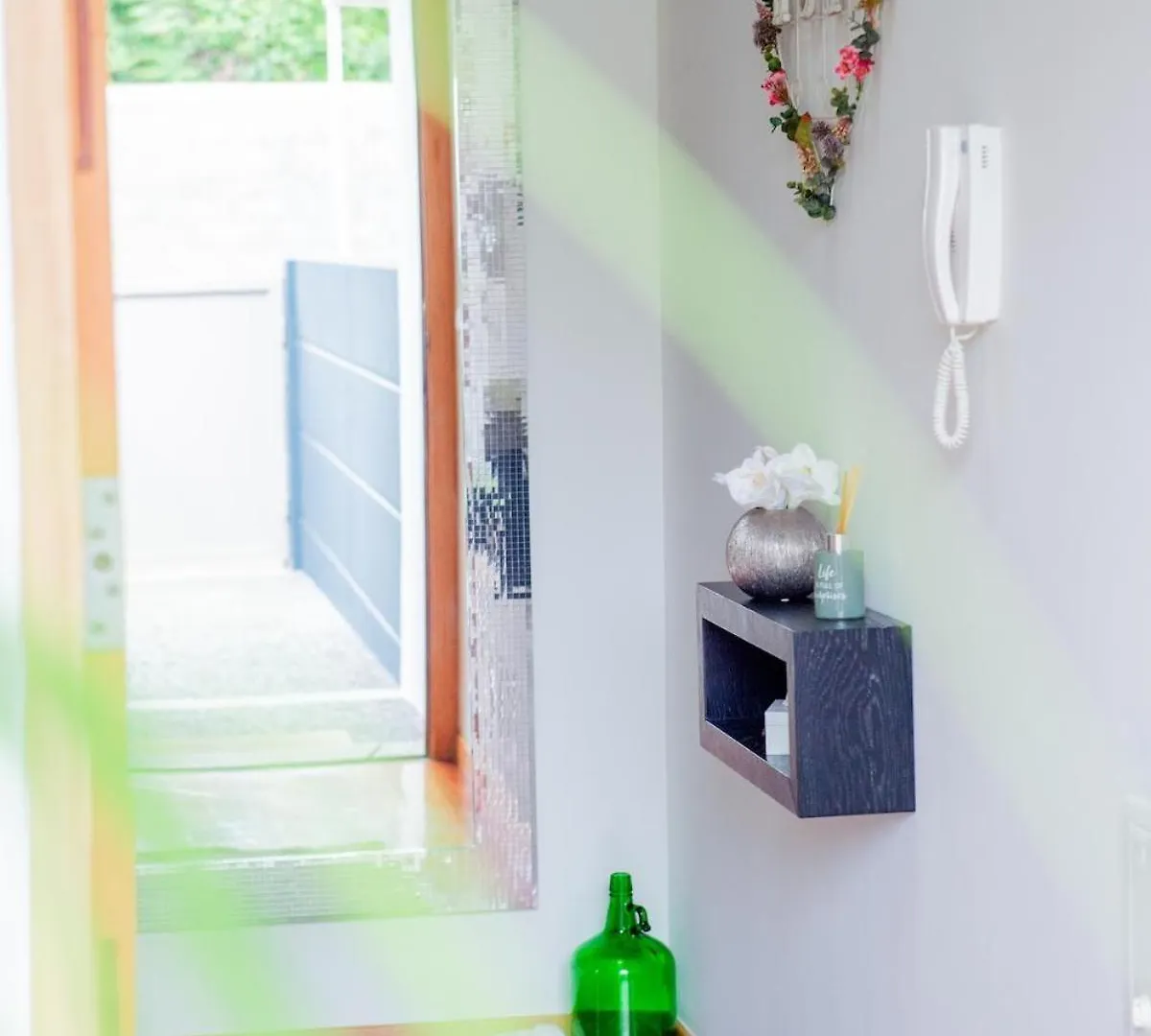 Bugio Guesthouse サンタ・クルーズ