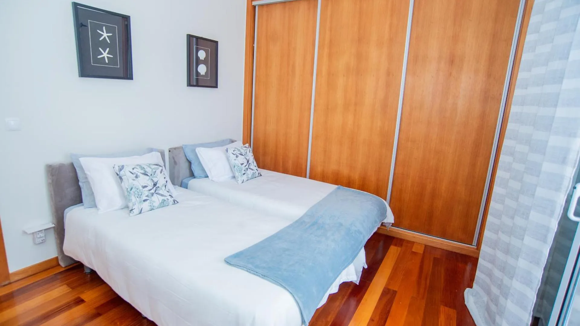 Bugio Guesthouse サンタ・クルーズ 0*,